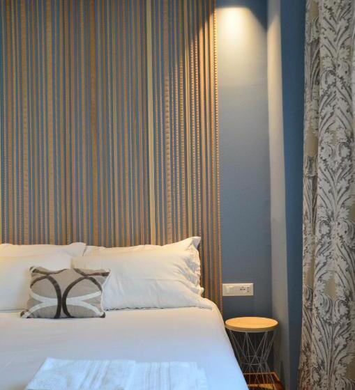 تختخواب و صبحانه Torte & Lini