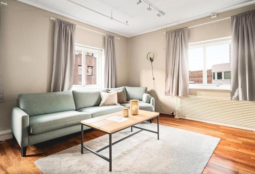 Enter Amalie Apartment