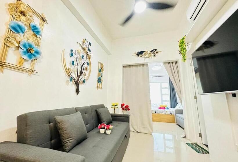 Group Friendly Cebu Condo With Mall Access
