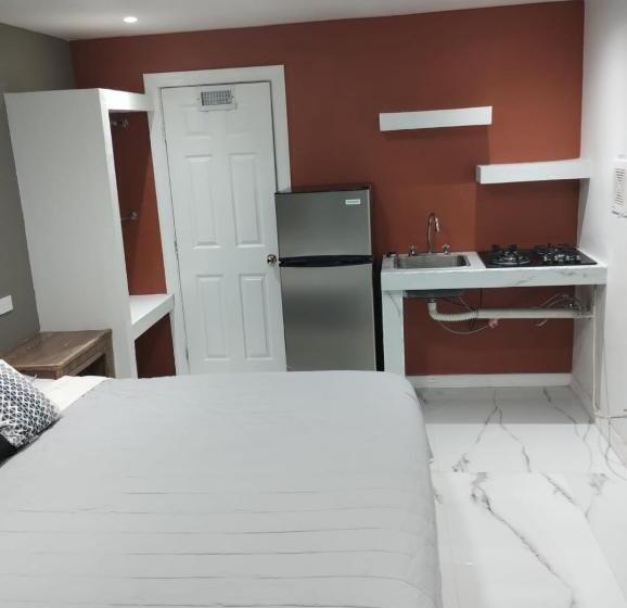 Habitacion Sencilla Cama Ks Y Baño