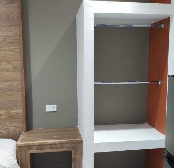 Habitacion Sencilla Cama Ks Y Baño