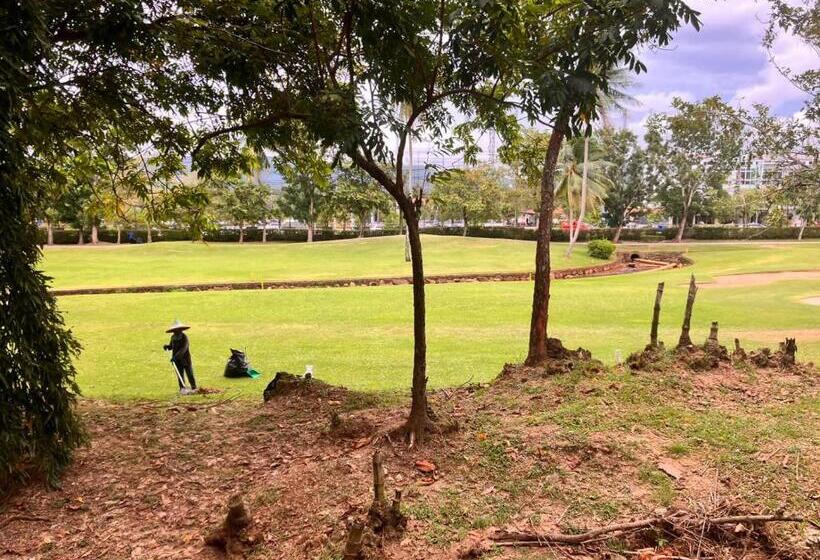 호텔 1 Br Deluxe Twin Bed Kathu Phuket