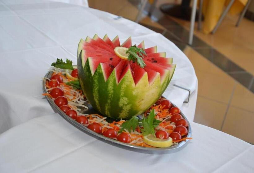 בית מלון כפרי Atlas