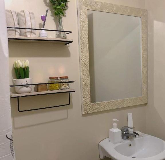 هتل Homey Studio In Avida Towers Davao