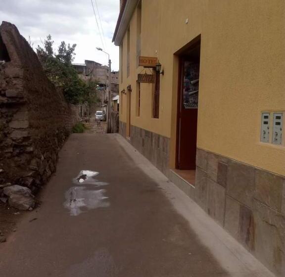 هتل Bello Horizonte De Cotahuasi