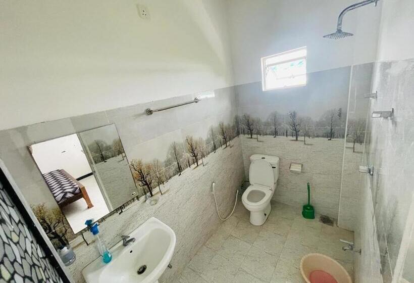 فندق Blue Waves Ocean Mirissa