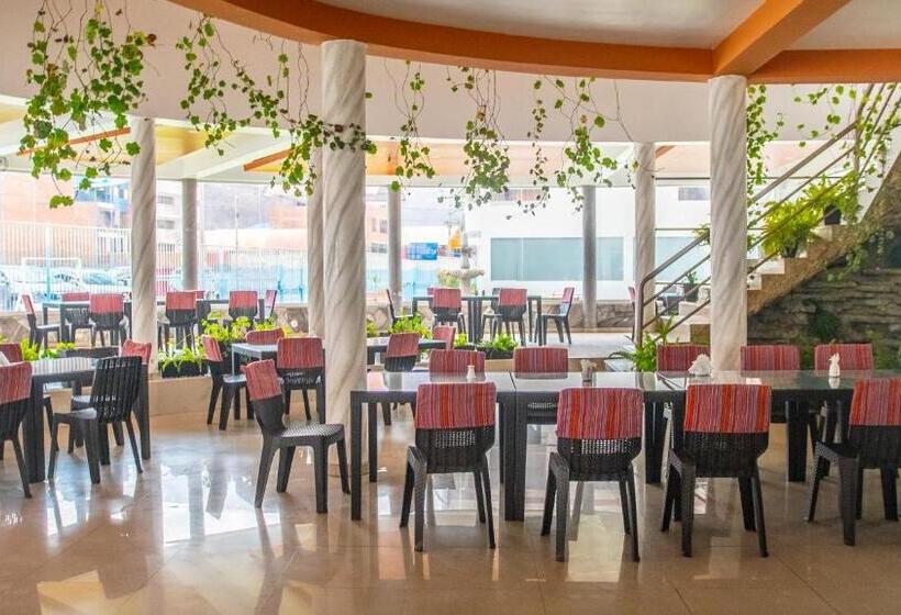 هتل Calca Paradise