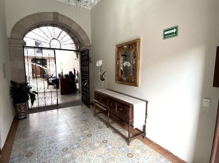 호텔 Cantera Real, Morelia