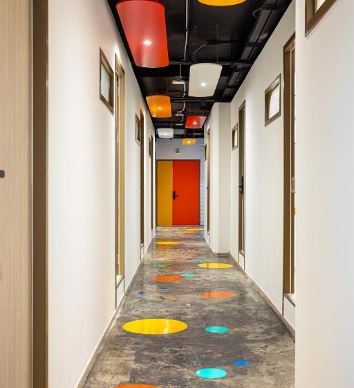 Капсульный Oтель L Minitel At Night Bazaar Chiangmai