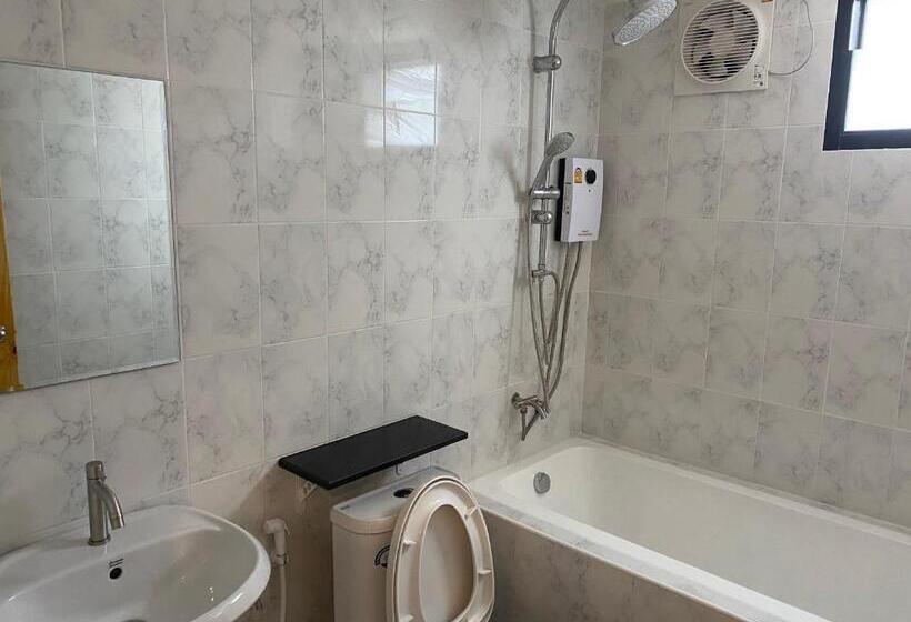 ホテル Good View Nan Restaurant &