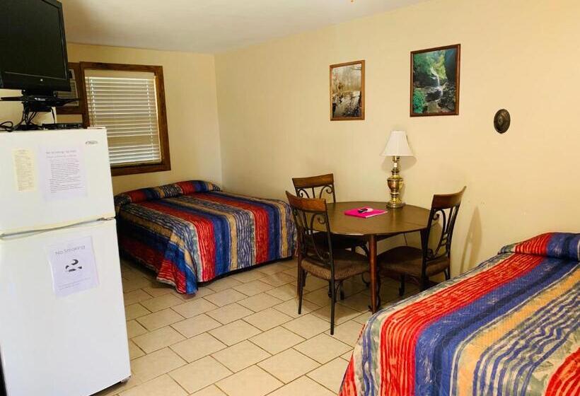 ホテル Holly Park Marina