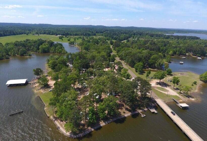 Отель Holly Park Marina