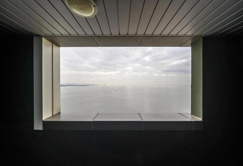 Отель Inchon Sky And Sea Ocean View