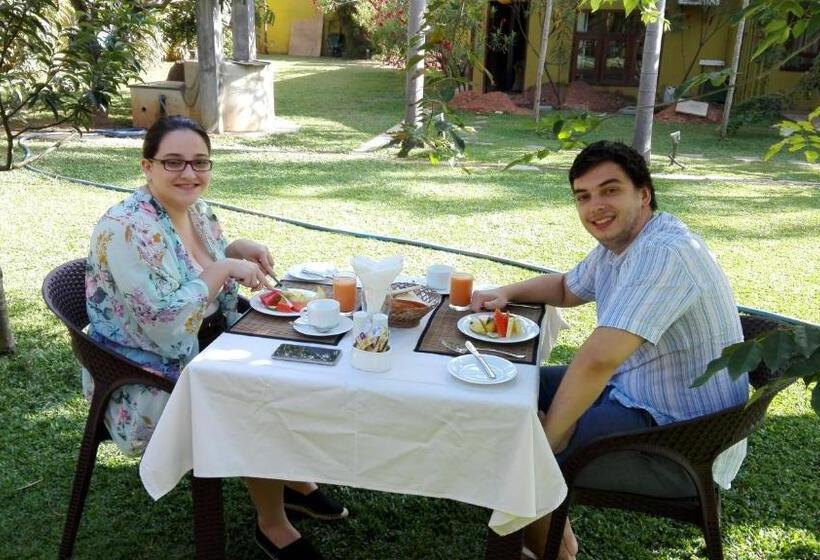 فندق Inlak Garden