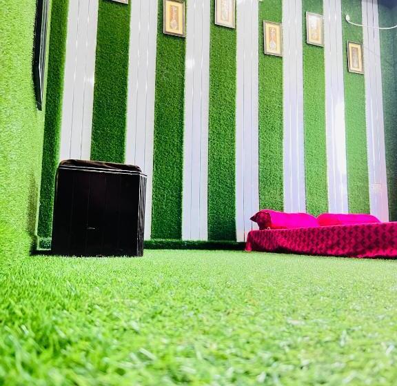 בית מלון כפרי Kalash Garden