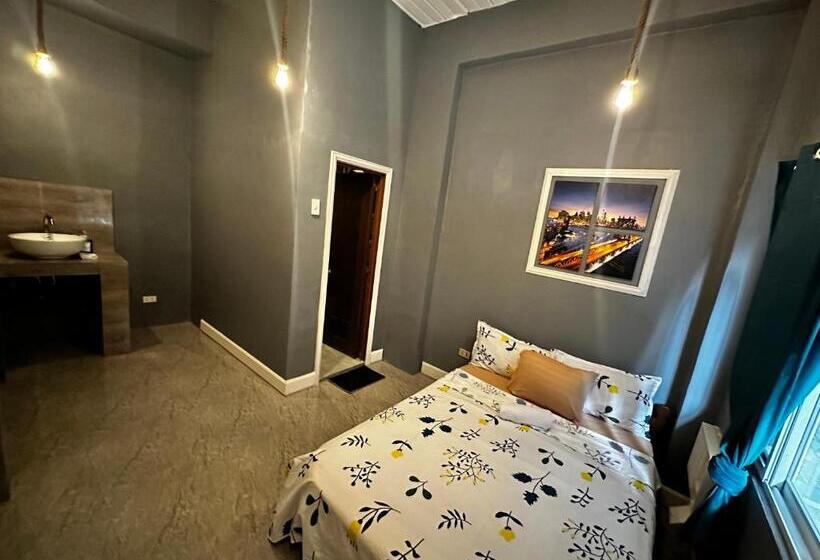 בית מלון כפרי Limewood Residences  Bago City Near Bacolod