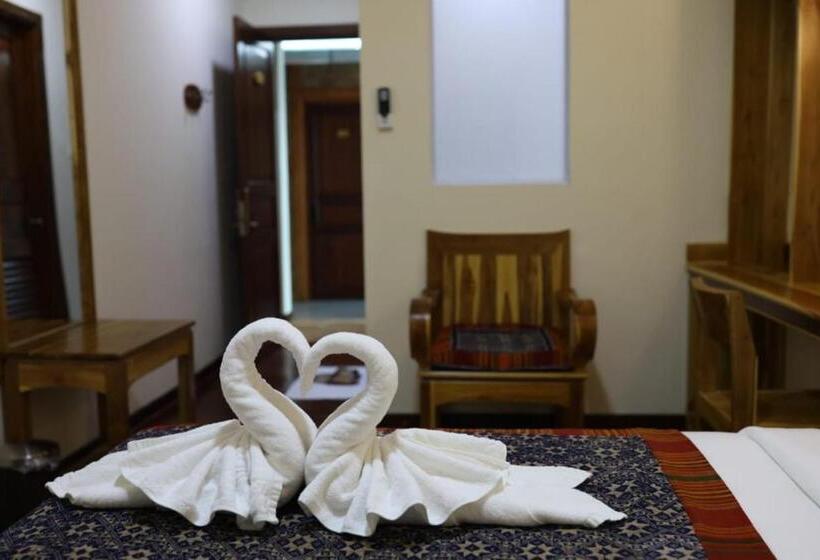 酒店 Luang Phasouk