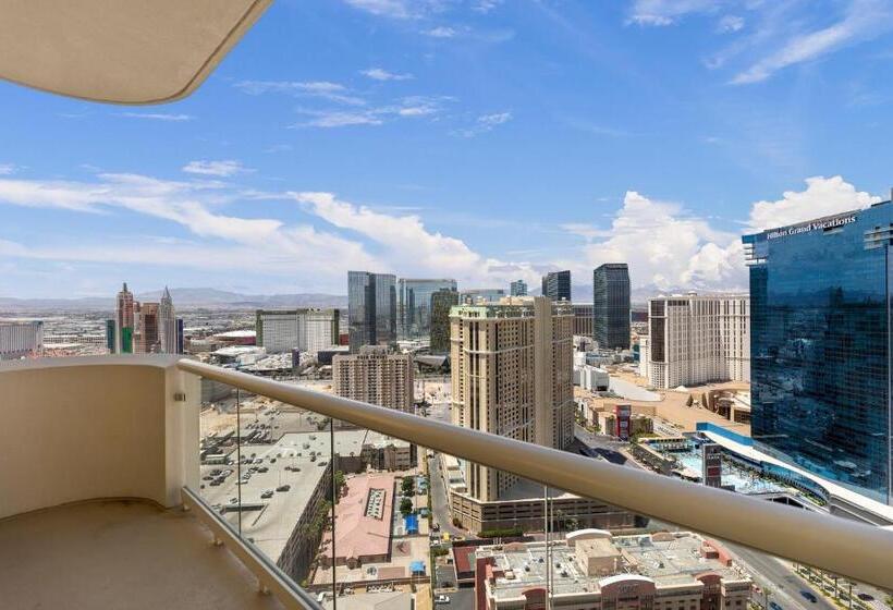 호텔 Lucky Gem Penthouse & Luxury Suites At Signature Resort, Balcony Strip View 2605