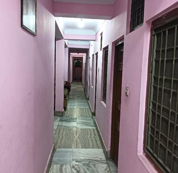 酒店 Madhur New Tourist Lodge