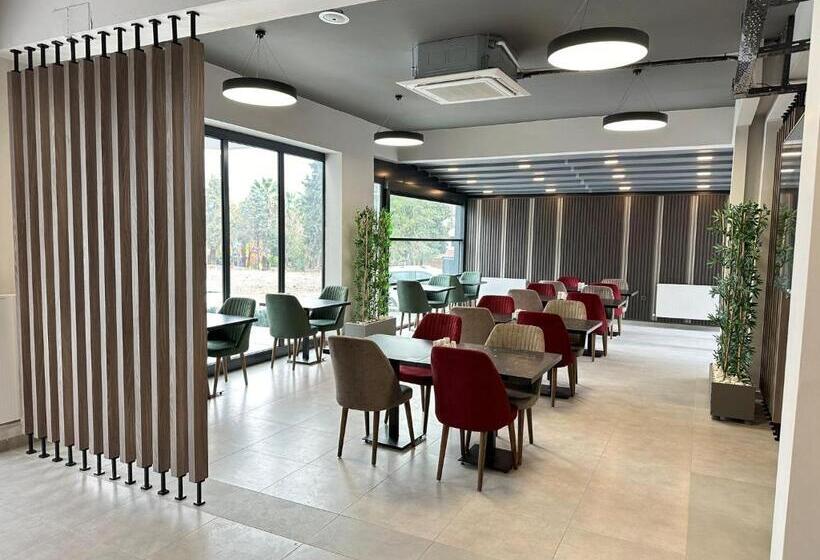 酒店 Marasium Suites