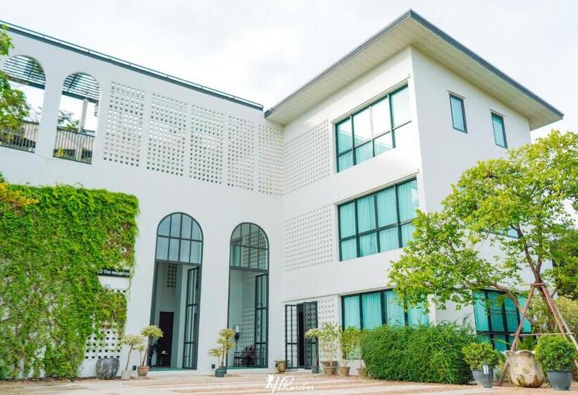 Hôtel O2 The Residence โอทู เดอะ เรสซิเดนซ์