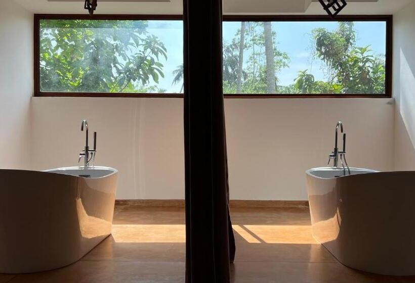 酒店 Palm Garden Ayurveda Resort