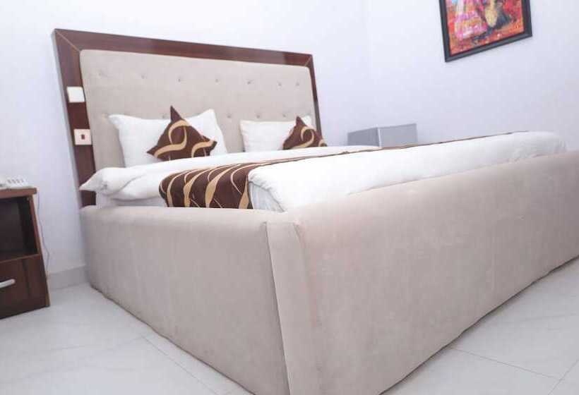 ホテル The Paradise Beach Resort And Apartment