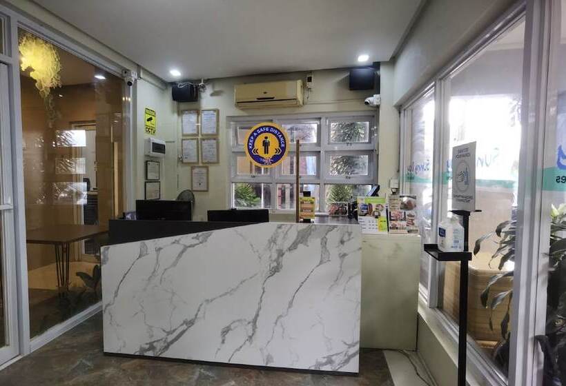 هتل Sunny Day Residences Cainta