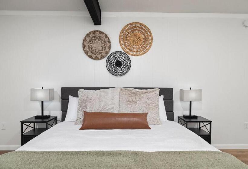 فندق The Lofts On Indian Point   Near Silver Dollar City