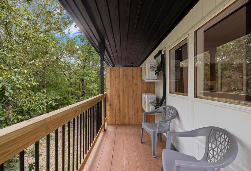 فندق The Lofts On Indian Point   Near Silver Dollar City