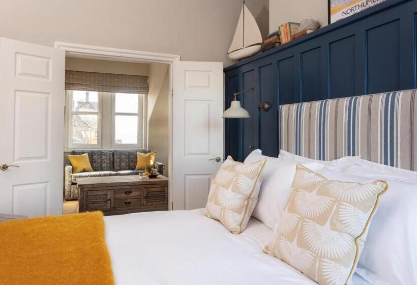 ホテル The Whittling House