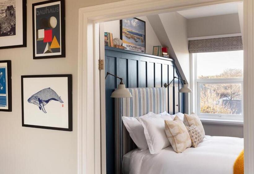 ホテル The Whittling House