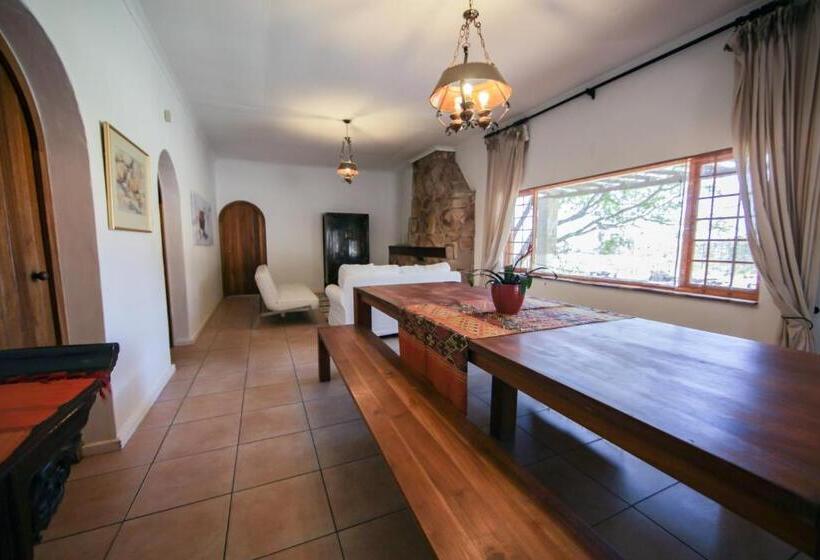 בית מלון כפרי Waterfall Farm Self Catering Cottages Citrusdal