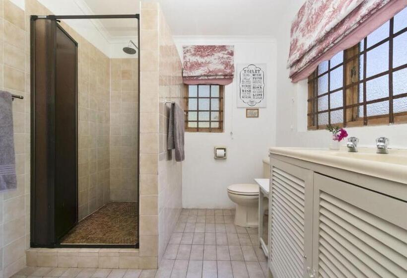 בית מלון כפרי Waterfall Farm Self Catering Cottages Citrusdal