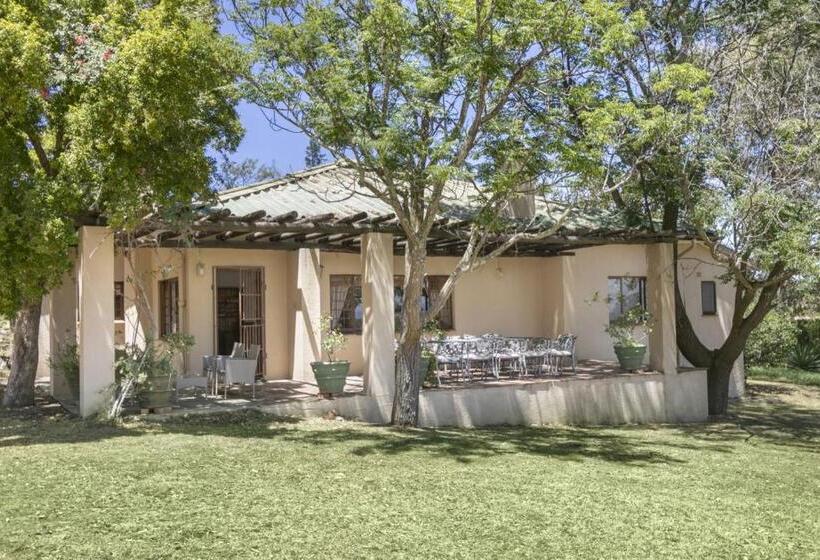 בית מלון כפרי Waterfall Farm Self Catering Cottages Citrusdal