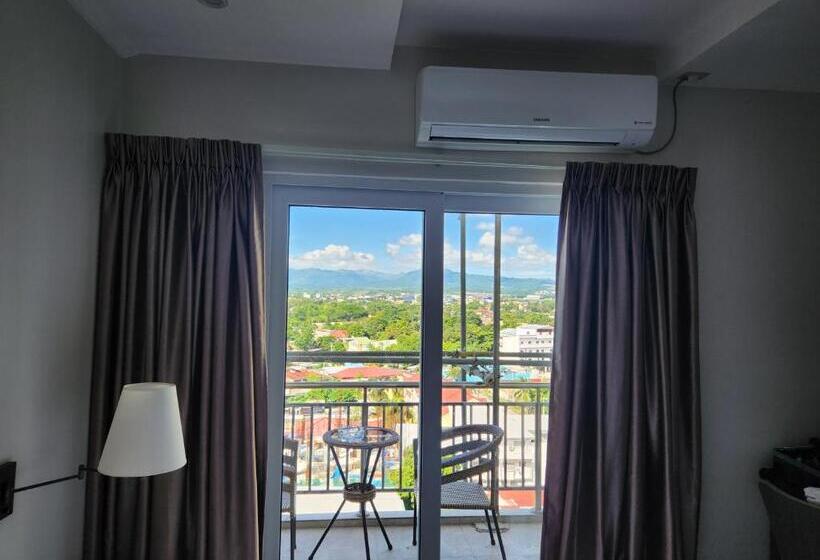 La Grande Residence 10th Floor Deluxe Unit