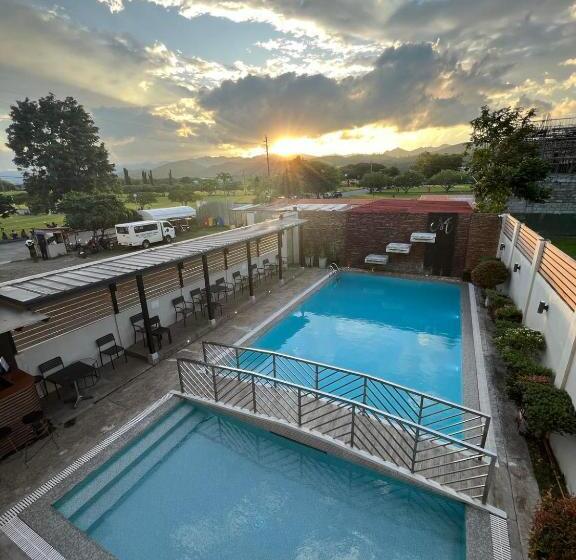 Ma. Awani Hotel & Suites