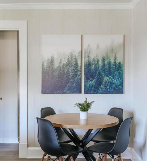 汽车旅馆  Camp Tidbit