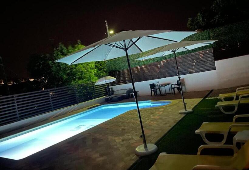 بنسيون Casa Santo António