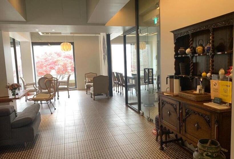 פנסיון Danyang Rio 127 Guesthouse