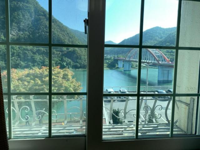 פנסיון Danyang Rio 127 Guesthouse