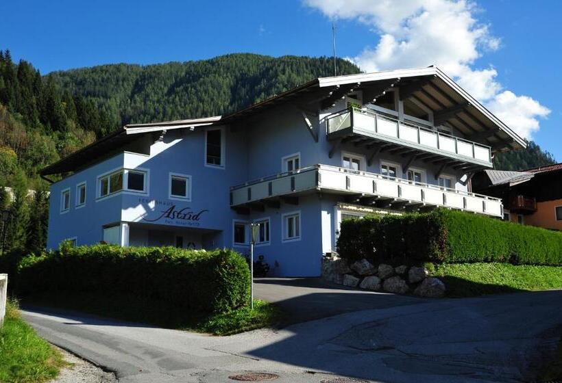 פנסיון Ferienhaus Astrid