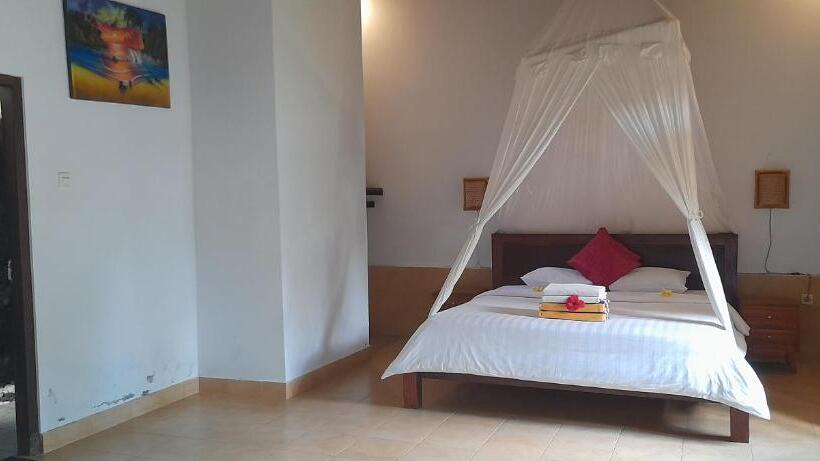 פנסיון Giri Carik