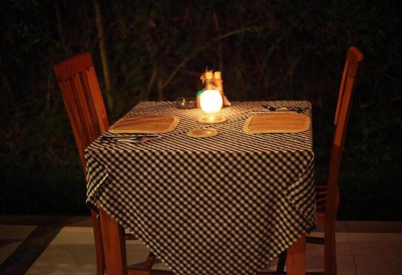 פנסיון Giri Carik