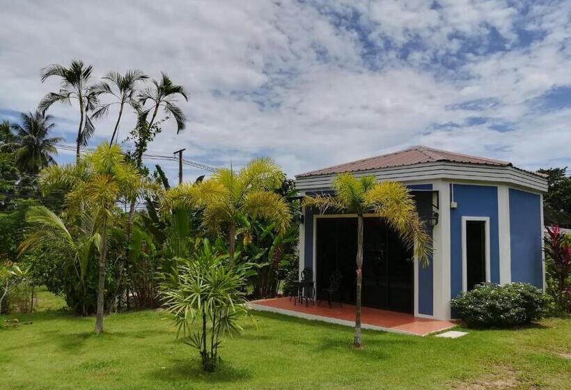 Пансион Green Tree Cottage