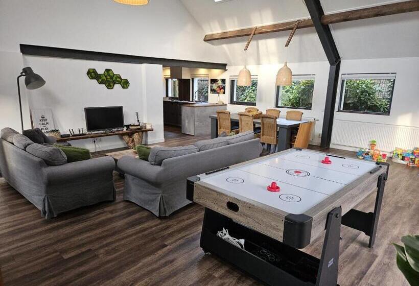 پانسیون Guesthouse Max