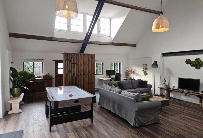 پانسیون Guesthouse Max