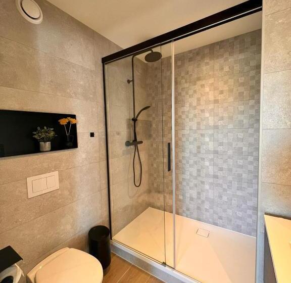 פנסיון Inova Guesthouse