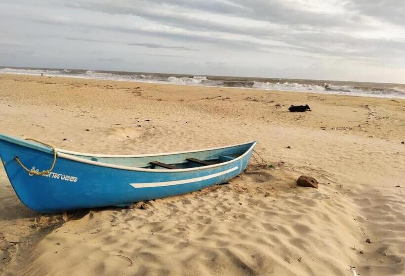 פנסיון Island Private Beach Retreat   Gokarna