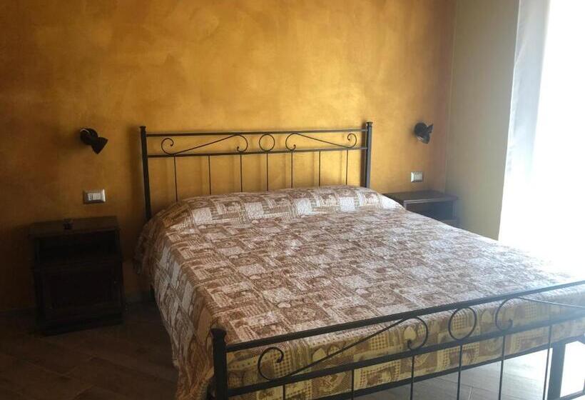 بنسيون La Rosa Rampicante